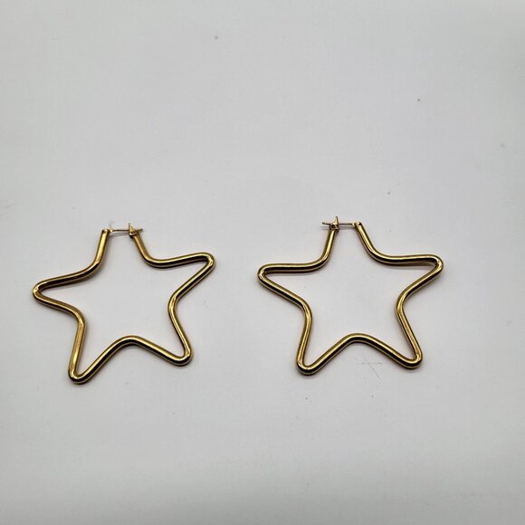 Monet Jewelry - VTG Monet Star Gold Tone Hoop Earrings 2"
